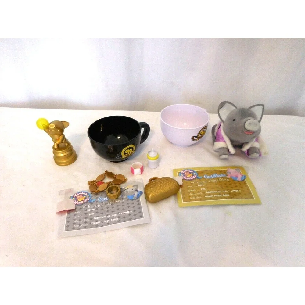 Teacup Piggies Emmy n Oscar Cup Golden Award Toy Toys R Us Exclusive Play Set